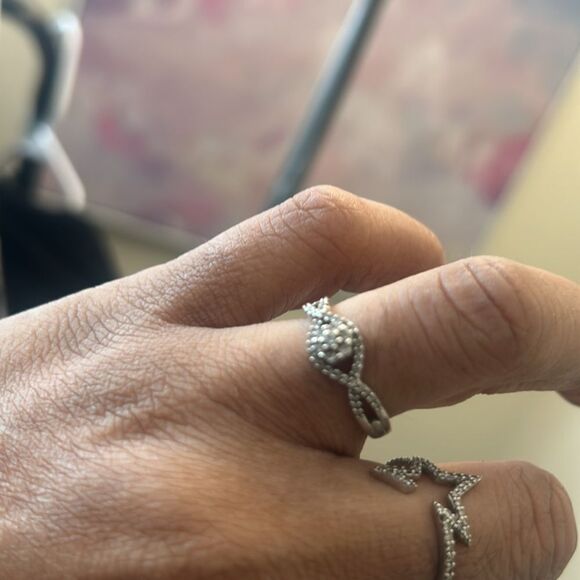 10K White Gold .35 Carat Twisted Band Ring - Picture 2 of 4